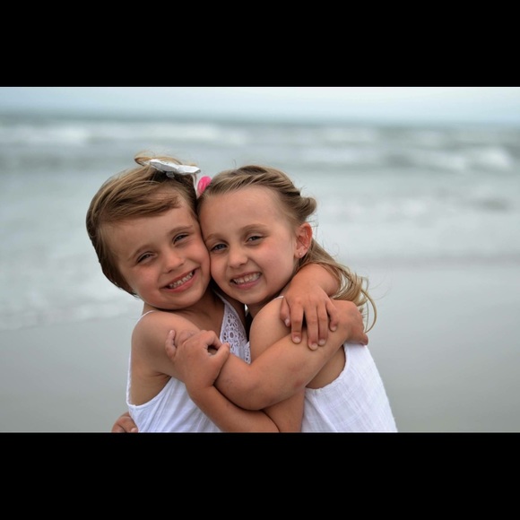 Meet your Posher, Ava - Picture 3 of 3