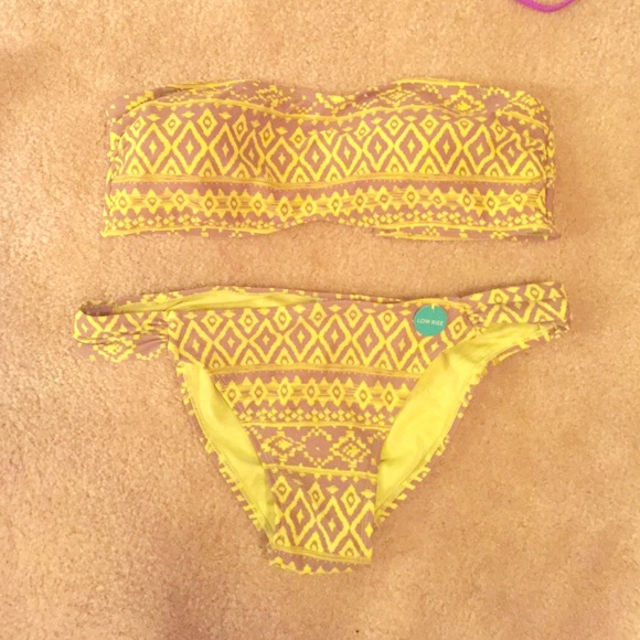 Brand new with tags forever 21 bikini
