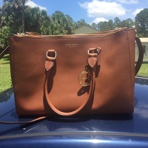 Henri bendel