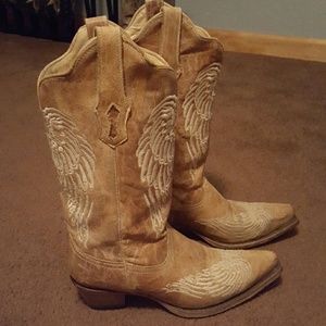 Christmas sale..Corral boots