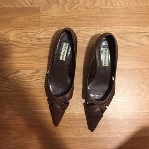 Dark brown kitten heel's