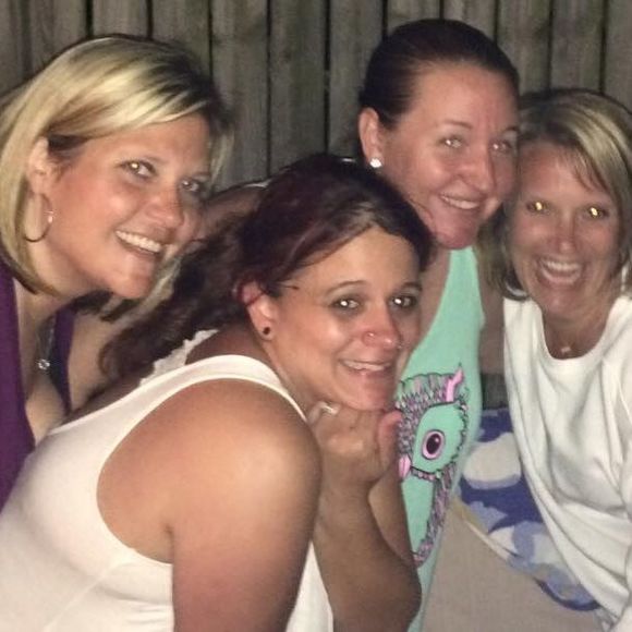 Meet your Posher, Alison - Picture 1 of 1