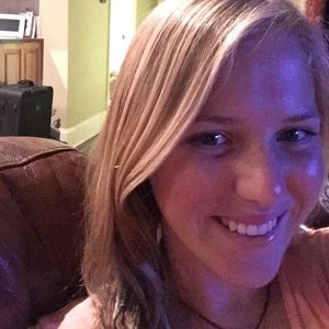 Meet your Posher, Laken