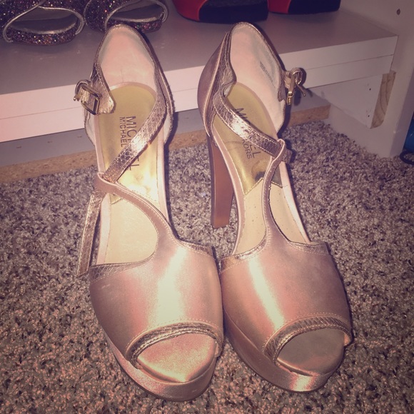 Michael Kors Light Pink Heels