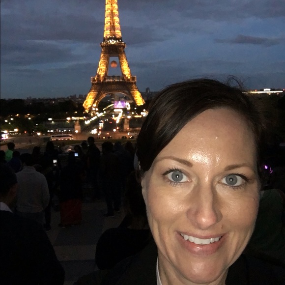 Meet your Posher, Lisa