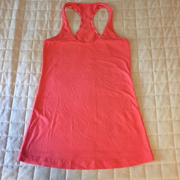 Lululemon Athletica cool racer back