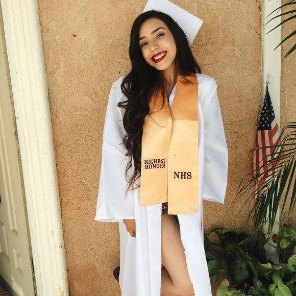 Meet your Posher, Alondra saraie - Picture 1 of 1