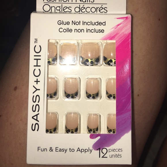 Fake nails