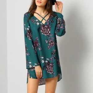 LOWEST | Floral flare sleeve dress