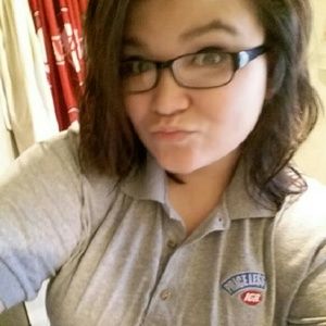 Meet your Posher, Delana