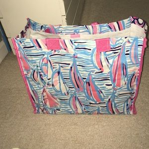 Limited Lilly Pulitzer recyclable tote bag!