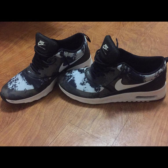 Nike Air Max Theas