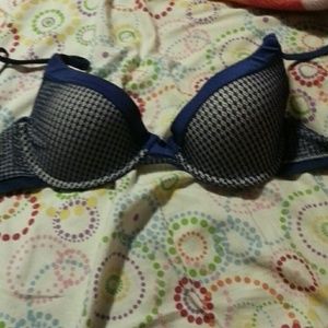 32B bra