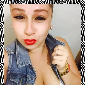 Meet your Posher, Iris