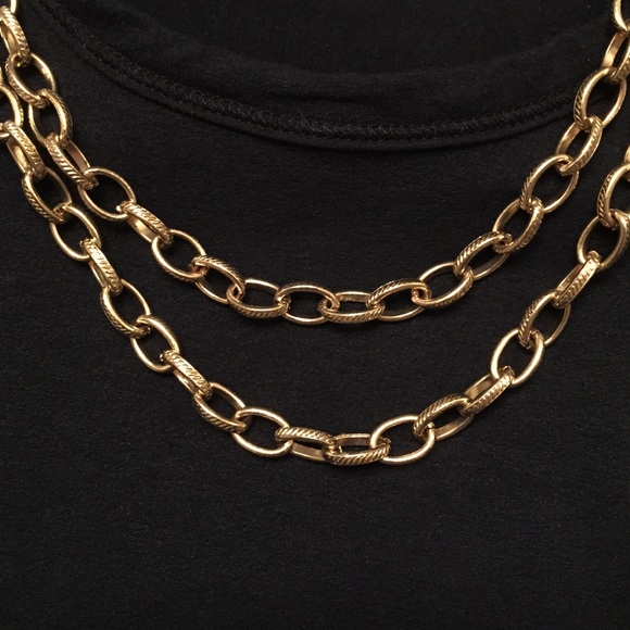 Gold tone double necklace