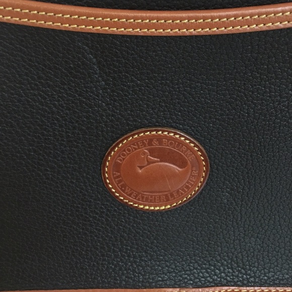 🚫🚫SOLD🚫🚫🐥🐥Dooney & Bourke🐥🐥 Purse - Picture 3 of 4