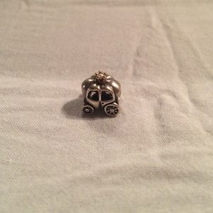 Pandora princess carage