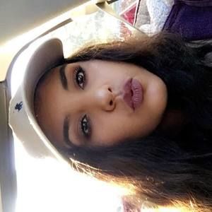 Meet your Posher, Marisol