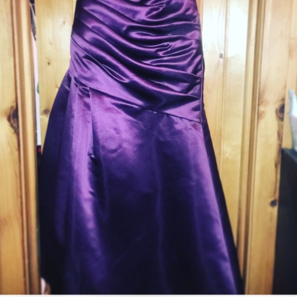 ✳️ Formal Dress - Picture 3 of 3