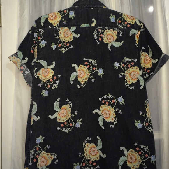 Button down shirt - Picture 3 of 4