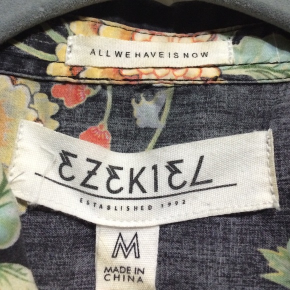 Button down shirt - Picture 4 of 4