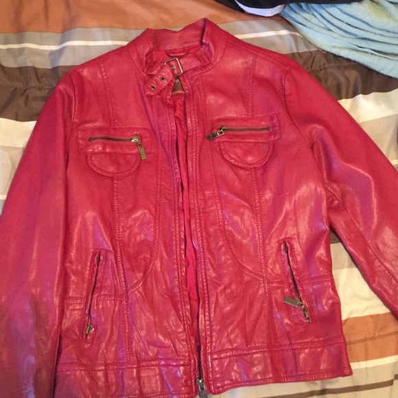 sassy red leather jacket - Picture 1 of 4