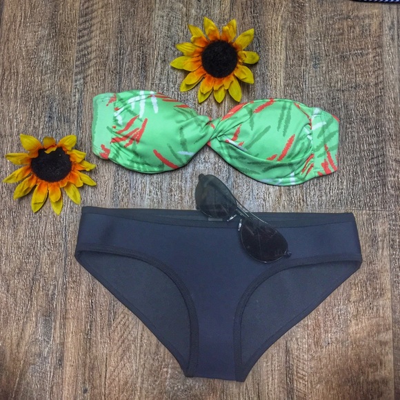 Green Floral Bandeau Bikini Top - Picture 2 of 2