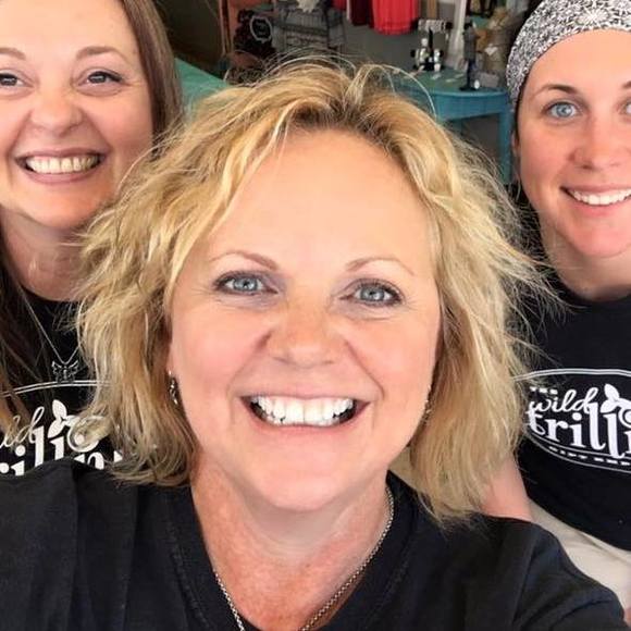 Meet your Posher, Sharon - Picture 1 of 1