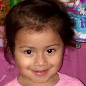 Meet your Posher, Lorena