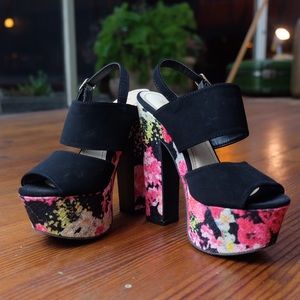 On Hold || Bamboo heels with floral velvet