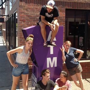 Meet your Posher, Nicollette