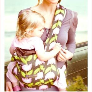 Petunia Pickle Bottom Carrier- organic! Like NEW