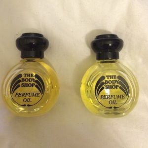 Body shop perfume oil satsuma and lilac