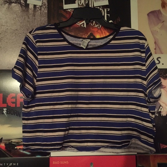 blue, white and black stripe tee
