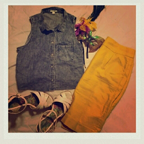 Denim Crop Top - Picture 1 of 3