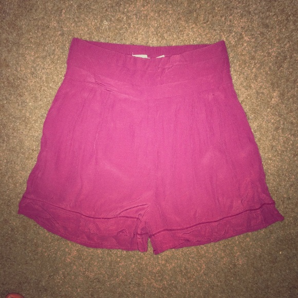 ANTHROPOLOGIE High Waisted stretchy band shorts