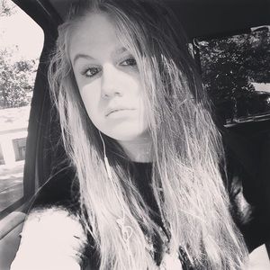 Meet your Posher, Brianna