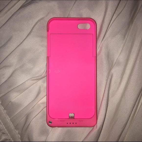 iPhone 5/5s charging case