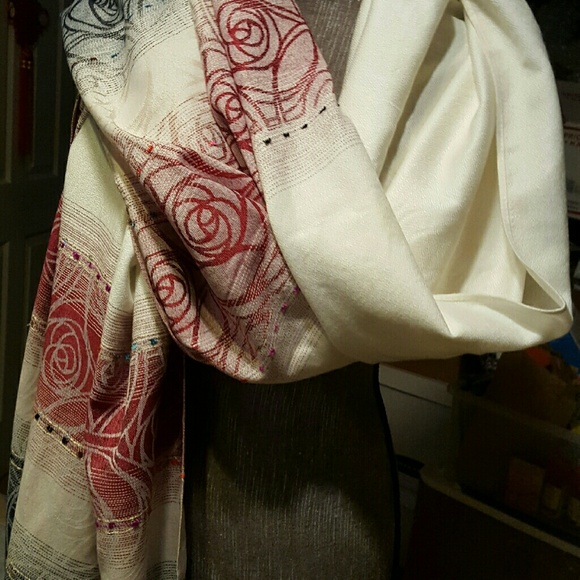Wrap - Picture 2 of 2