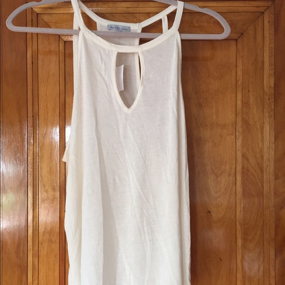 WHITE CHARLOTTE RUSSE SIZE XL HIGH NECK OPEN TANK