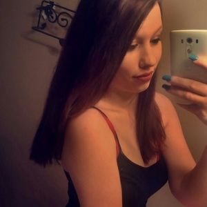 Meet your Posher, Caroline