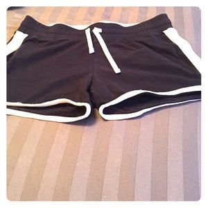 Black Nike shorts