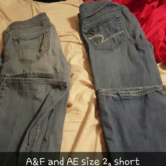 2 pair of jeans