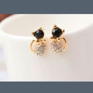Black cat crystal Rhinestone ear stud earrings