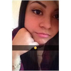 Meet your Posher, Stefany