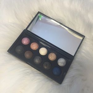Baked Eyeshadow Palette