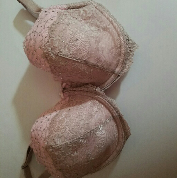 Victoria's Secret Dream Angel lace bra