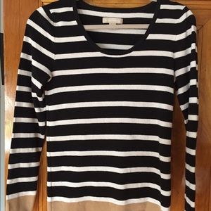 BANANA REPUBLIC SIZE LARGE STRIPED SHIRT