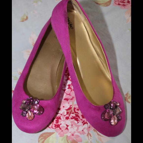 Brand New Mossimo Magenta Pink Sexy flats size 10