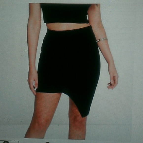 Cleo Textured Asymmetric Mini Skirt - Picture 3 of 4